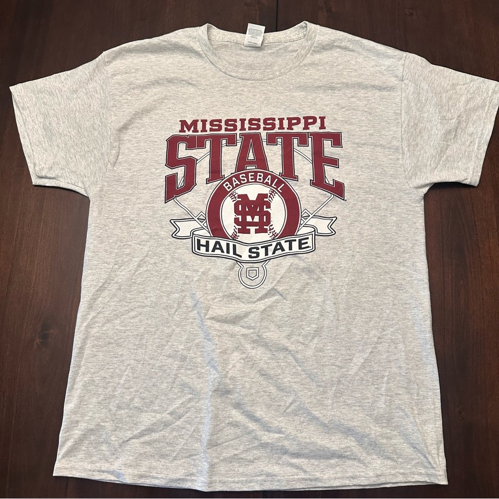 Men’s Large Mississippi State University Bulldogs Baseball T-shirt Hail State